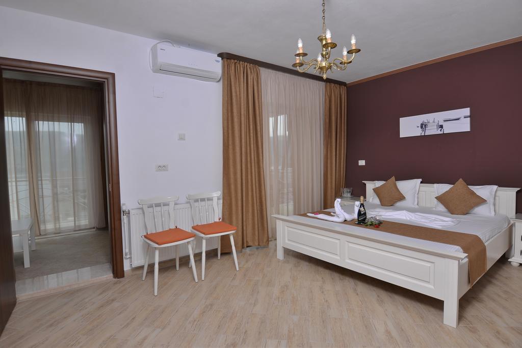 Casa Marina Hotel เอเชลนิทซา ภายนอก รูปภาพ