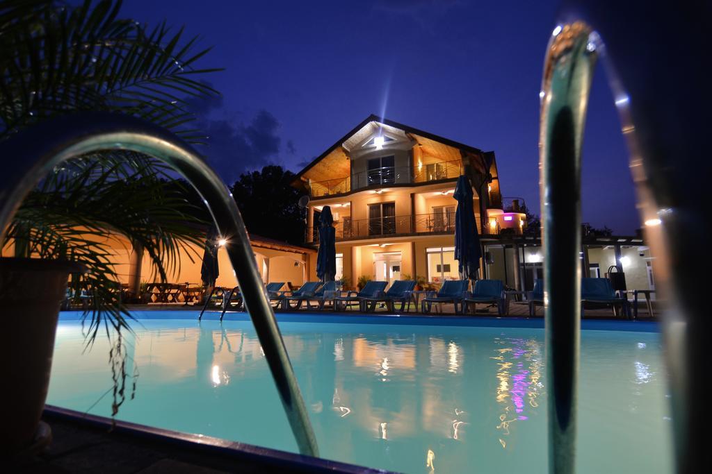 Casa Marina Hotel เอเชลนิทซา ภายนอก รูปภาพ