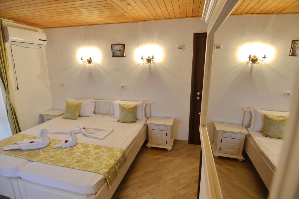 Casa Marina Hotel เอเชลนิทซา ภายนอก รูปภาพ